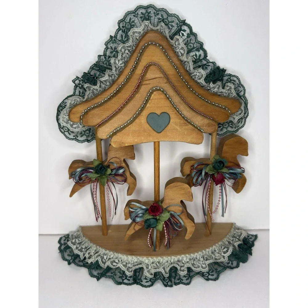 Carousel Horse Wall Hanging Vtg Wooden Horse Lace Country Cottage Home Décor